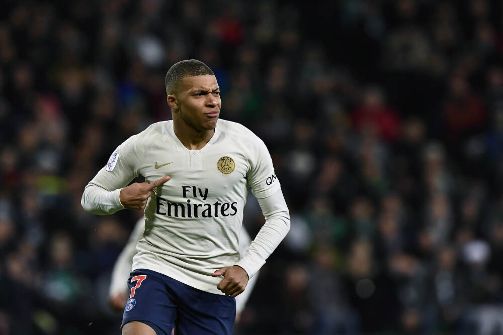 队友集体爆发，他却成唯一罪人？开拓者险些崩盘，球迷怒斥：别丢人了